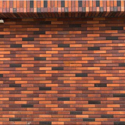 آجر پلاک چیست؟